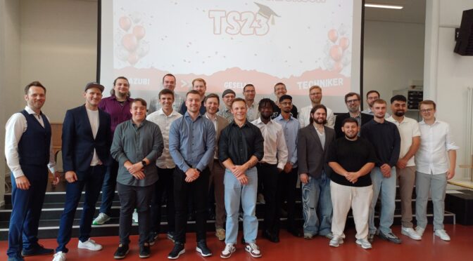 Erfolgreicher Abschluss der Klasse TS23